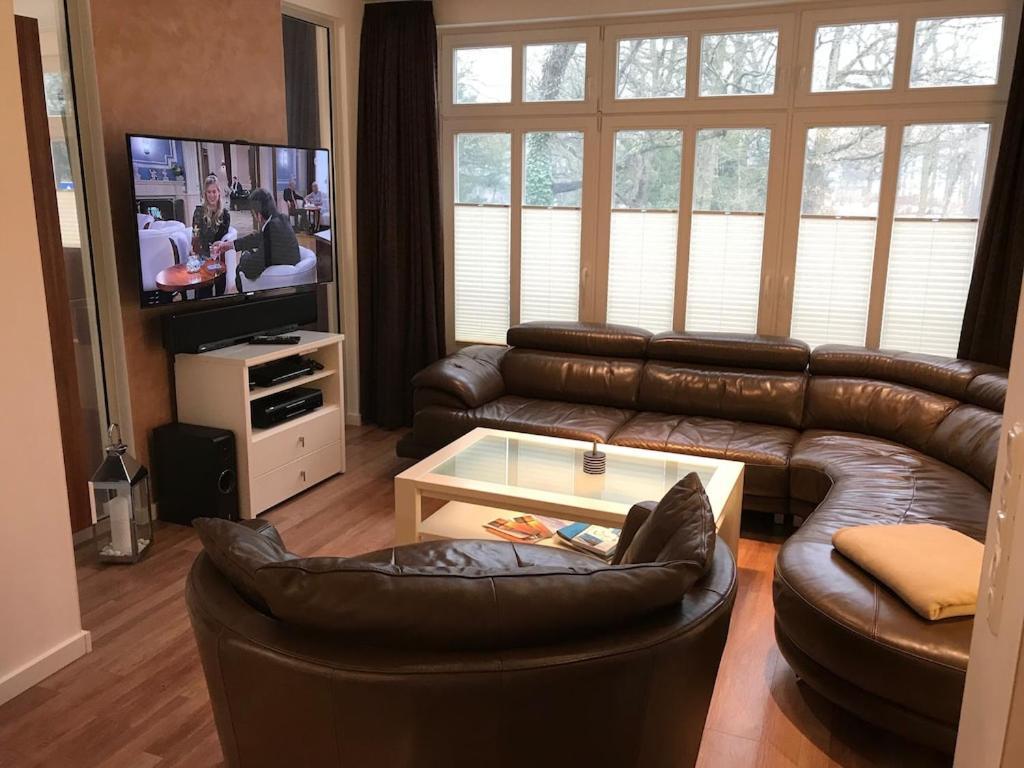 Exclusive Fewo In Warnemuende, 150M To The Beach, 2 Bathrooms, 2 Bedrooms, Sauna, Wifi And Much More. Rostock Exterior foto