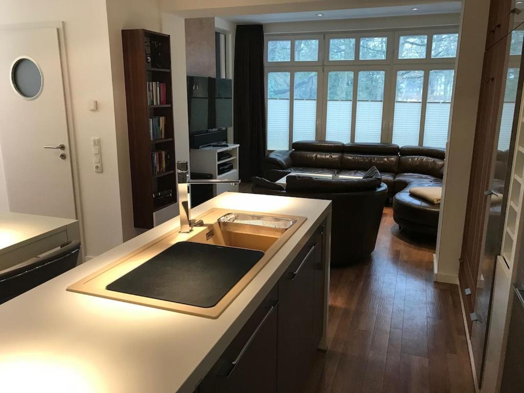 Exclusive Fewo In Warnemuende, 150M To The Beach, 2 Bathrooms, 2 Bedrooms, Sauna, Wifi And Much More. Rostock Exterior foto