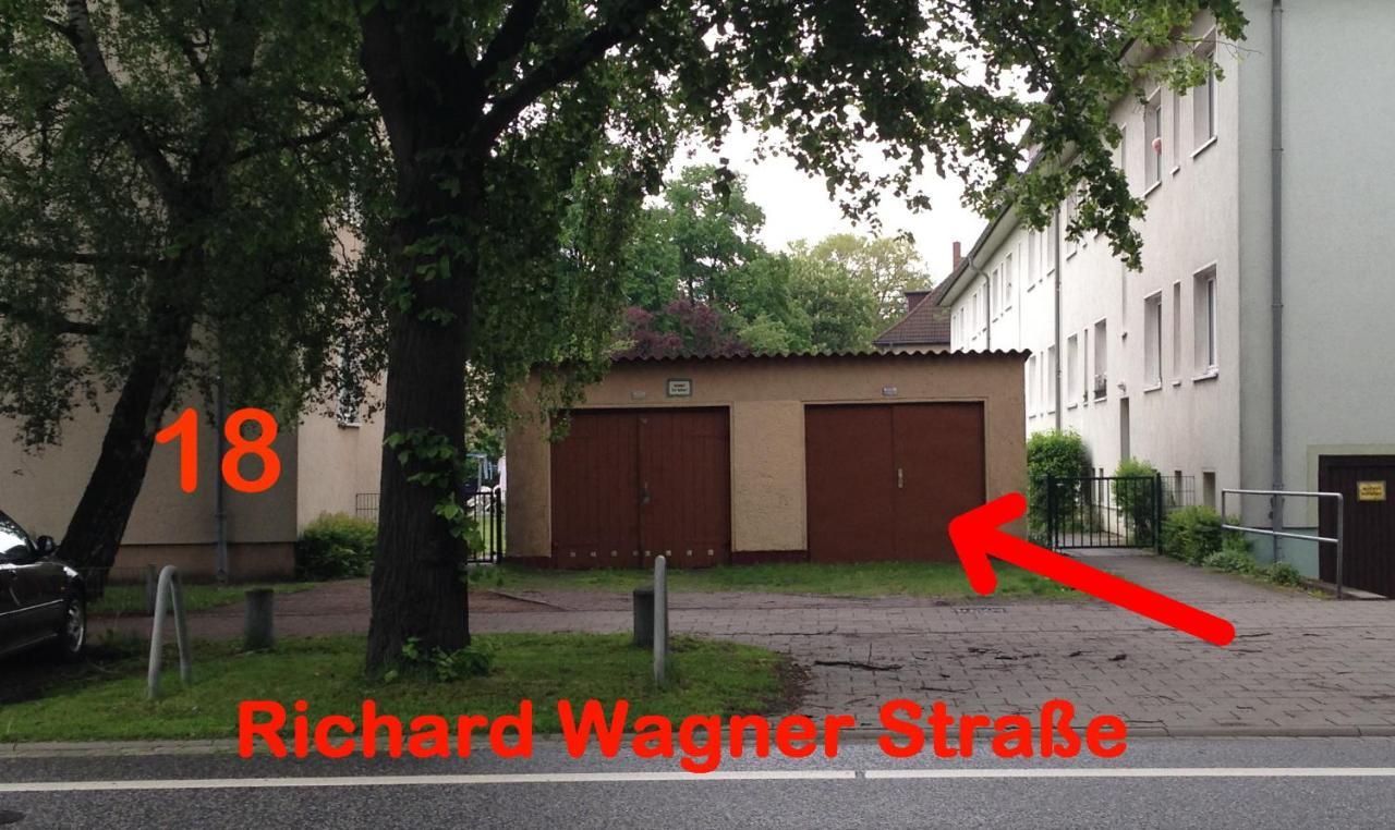 Exclusive Fewo In Warnemuende, 150M To The Beach, 2 Bathrooms, 2 Bedrooms, Sauna, Wifi And Much More. Rostock Exterior foto